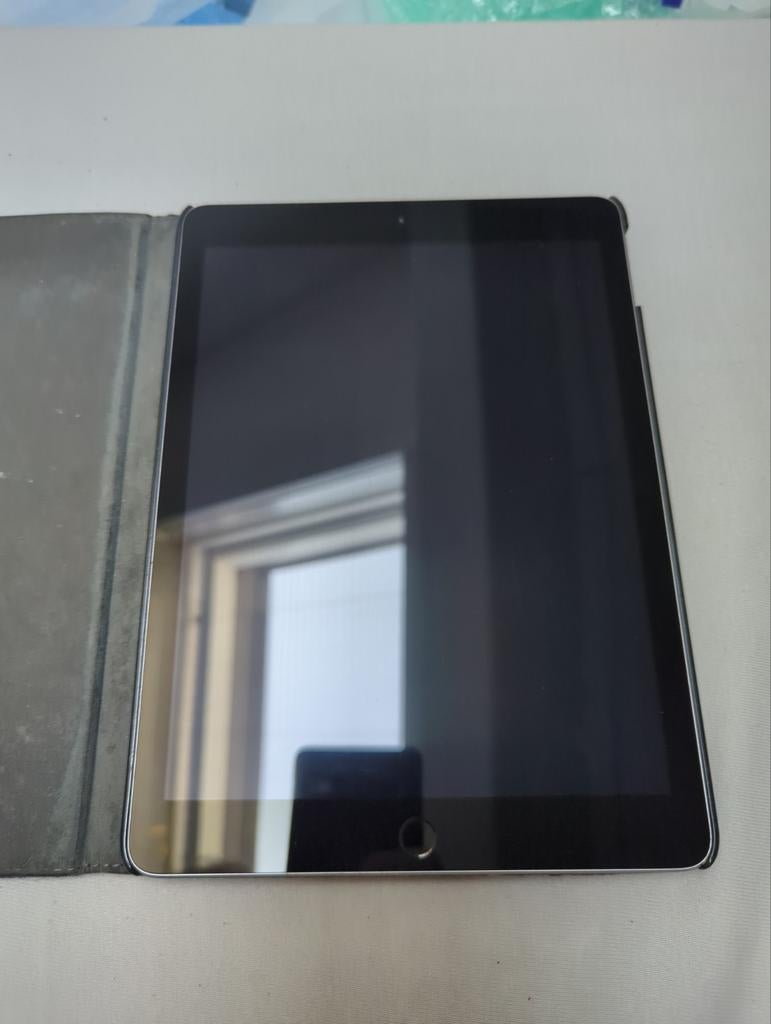 Apple iPad 5 (A1822), Computers en Software, Apple iPads, Verzenden, Zo goed als nieuw, Apple iPad, Wi-Fi