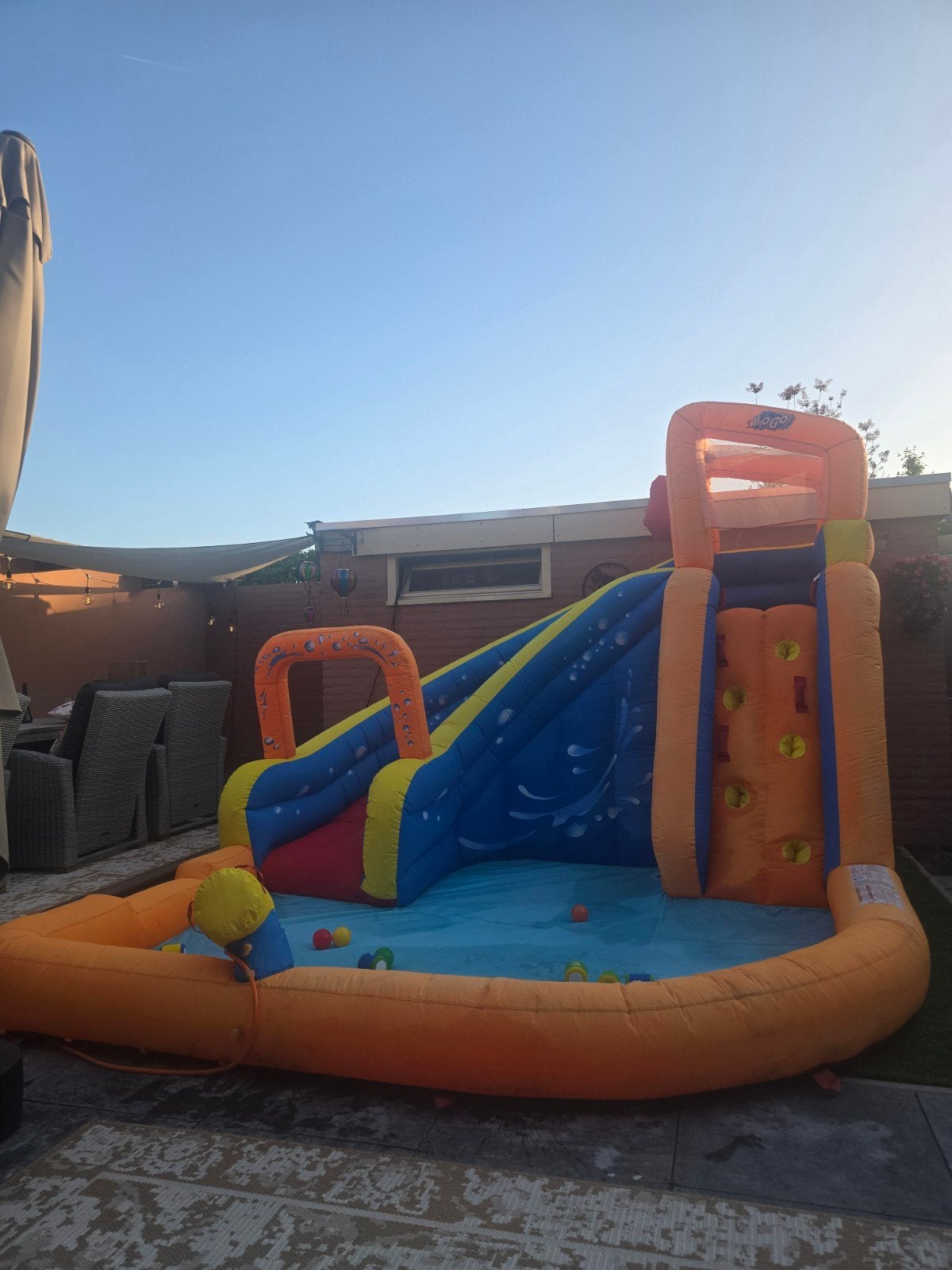 Waterpark turbo splash met klimwand en zwembad, incl airblow, Tuin en Terras, 120 cm of meer, Opblaaszwembad, Vierkant, 300 cm of meer