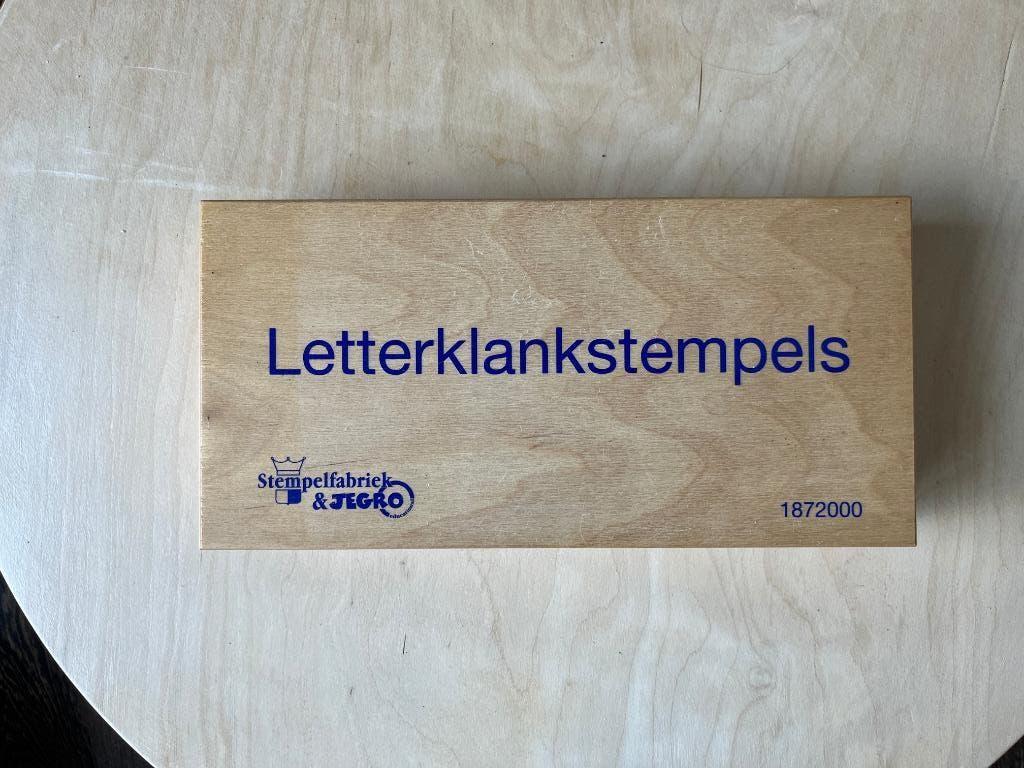 Letterklankstempels, 48 delig. Compleet met stempelkussen, Kinderen en Baby's, Speelgoed | Educatief en Creatief, Ophalen of Verzenden