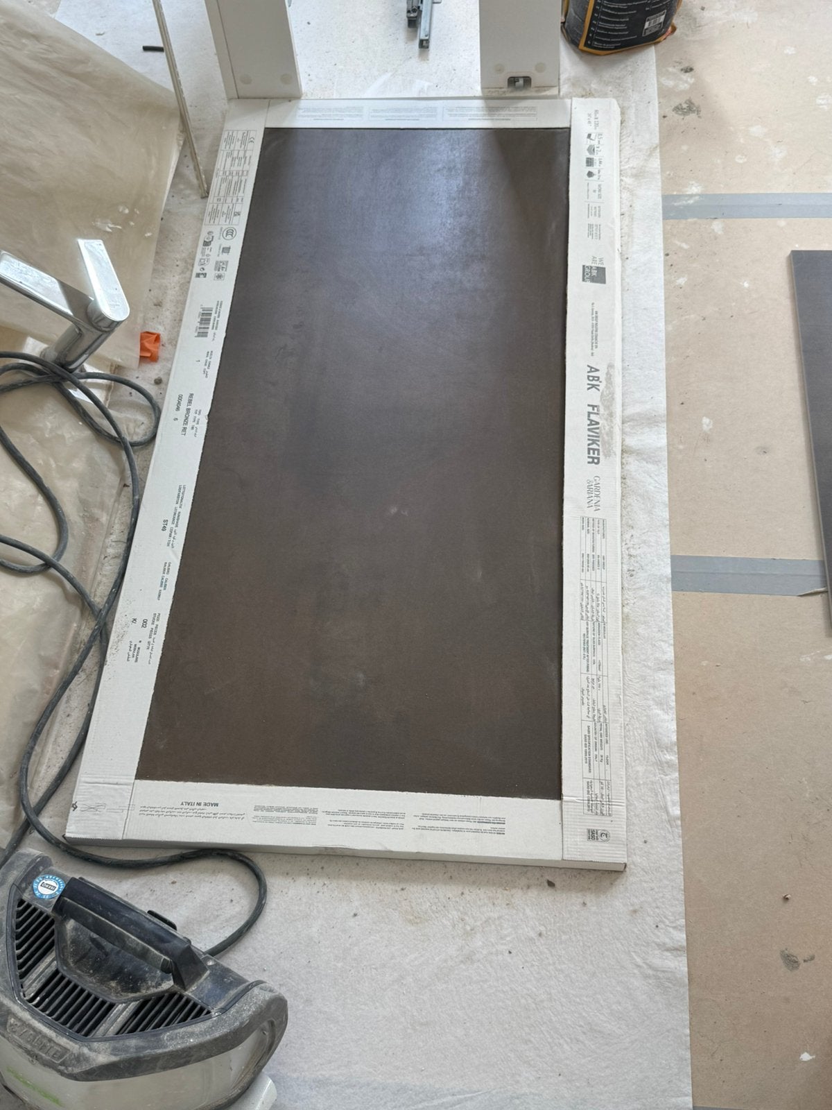 2 Nieuwe Vloertegels Bruin/Brons Reliëf 60x120 cm, Ophalen, 60 cm of meer, Keramiek, Nieuw