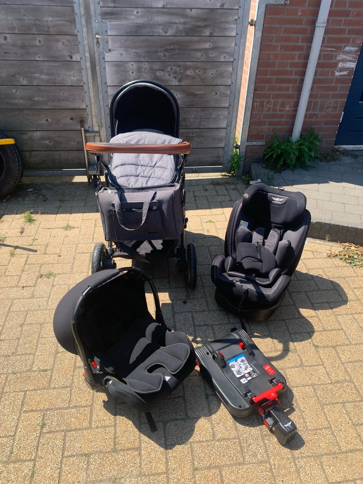 Complete kinderwagen van sleeworld met autostoel en isofix, Autogordel of Isofix, Gebruikt, 0 t/m 18 kg, Verstelbare rugleuning