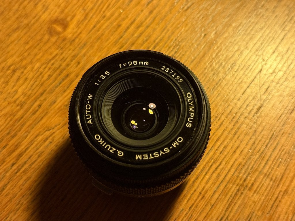 Olympus Zuiko 28mm 3.5, Ophalen of Verzenden, Gebruikt, Groothoeklens