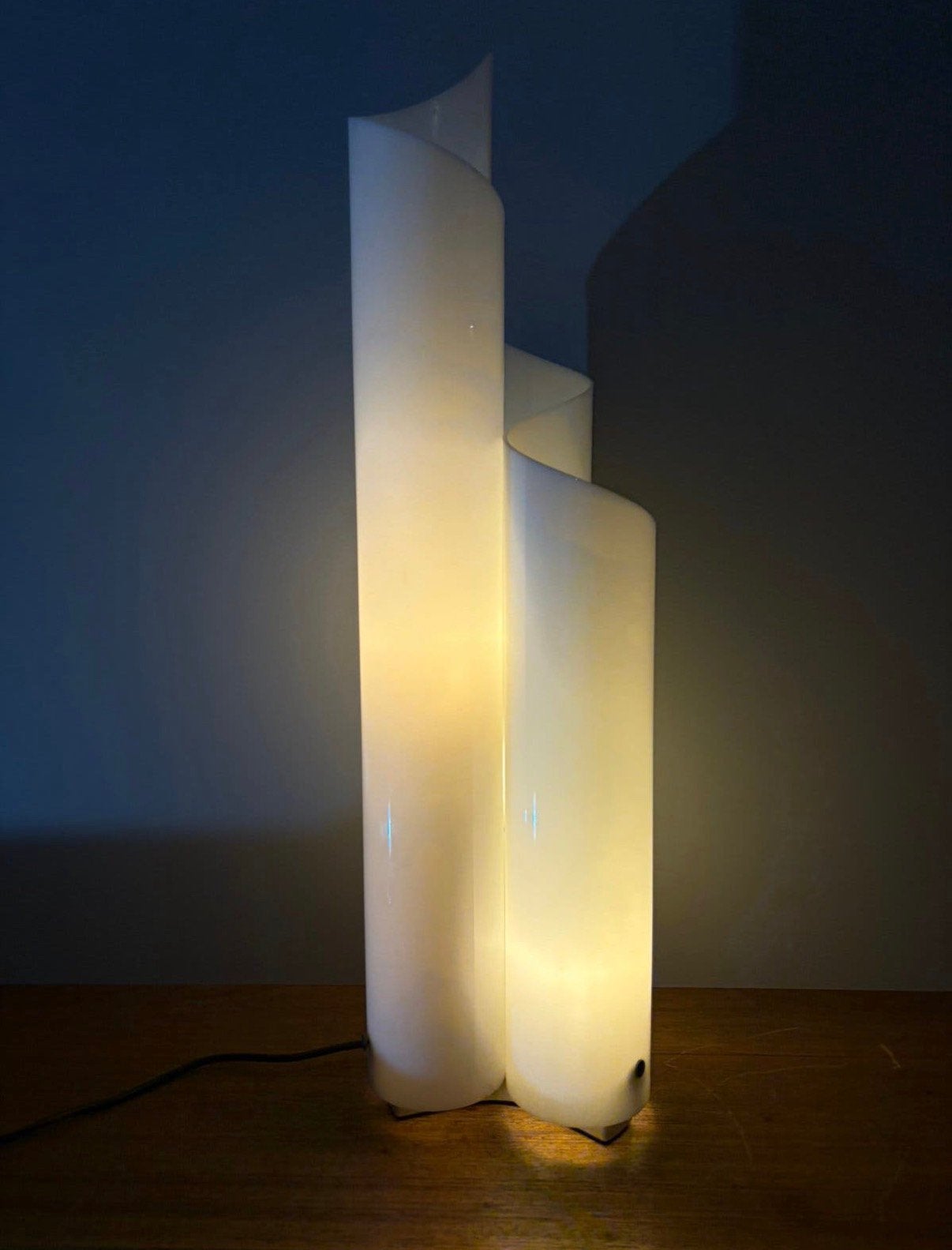 Vintage vloerlamp Mezzachimera Artemide Magistretti.713, Kunststof, Gebruikt, E27 (groot), Minder dan 100 cm