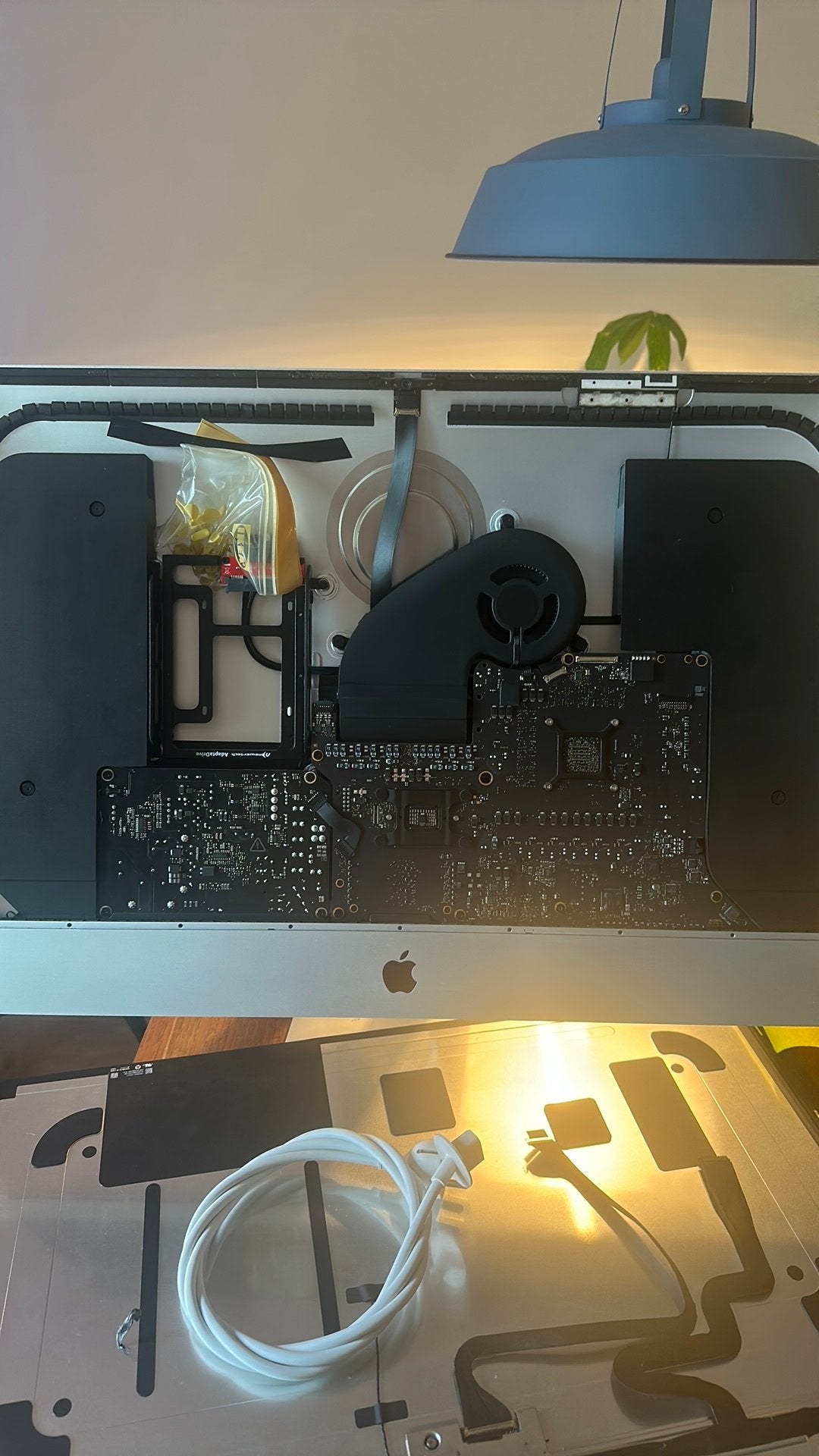 Defecte Imac 27 inch uit 2017 voor evt onderdelen, Computers en Software, Apple Desktops, Ophalen, Niet werkend, IMac, Onbekend