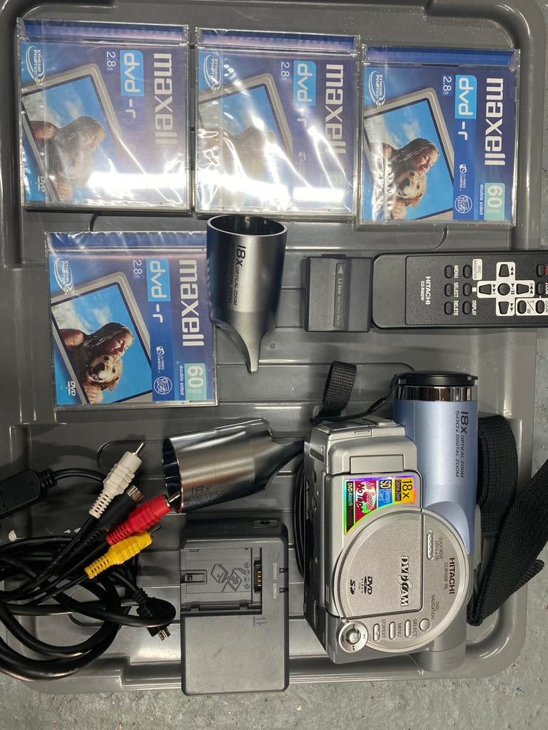 Hitachi dz mv 550e pal digitale camera op dvd-r schijfjes, Ophalen of Verzenden, Zo goed als nieuw, Overige merken, 8 tot 20x
