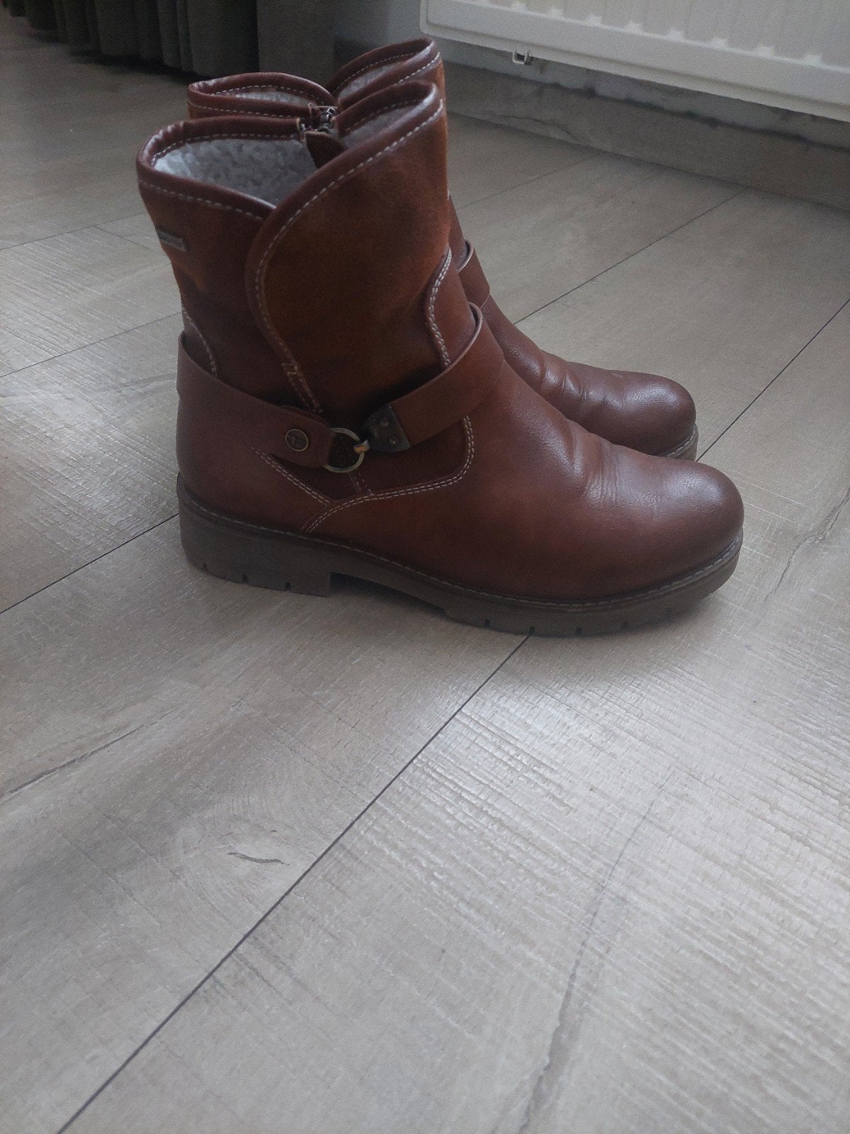 Tamaris boots/40, Tamaris, Bruin, Lage of Enkellaarzen, Ophalen of Verzenden