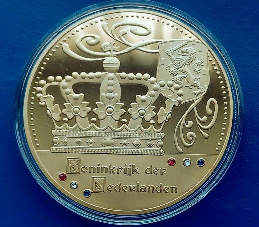 Penning Royal Crowns of Europe - Nederlanden - 2015, Postzegels en Munten, Verzenden, Brons, Buitenland