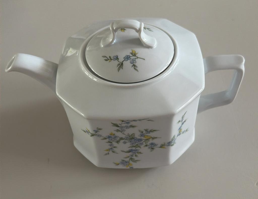 Theepot in nieuwstaat, Huis en Inrichting, Keuken | Servies, Ophalen, Overige typen, Zo goed als nieuw, Overige stijlen