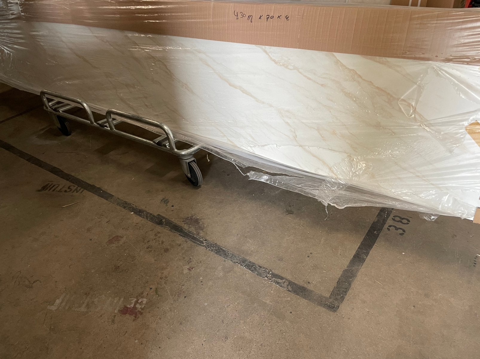 Werkblad 430x70x4cm, Huis en Inrichting, Keuken | Keukenelementen, Ophalen, Meerkleurig, ., Zo goed als nieuw