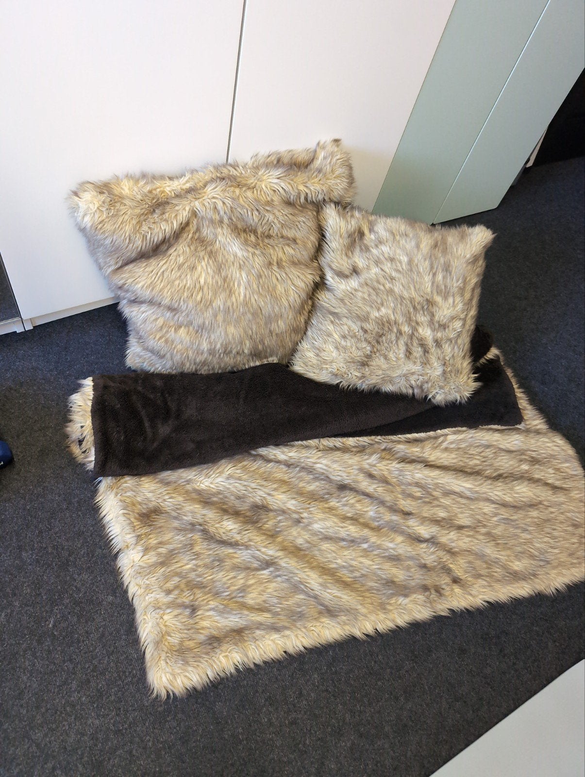 Rofra Plaid en Kussens - Zacht Bruin Imitatiebont, Gebruikt, Verzenden, Imitatiebont, Plaid