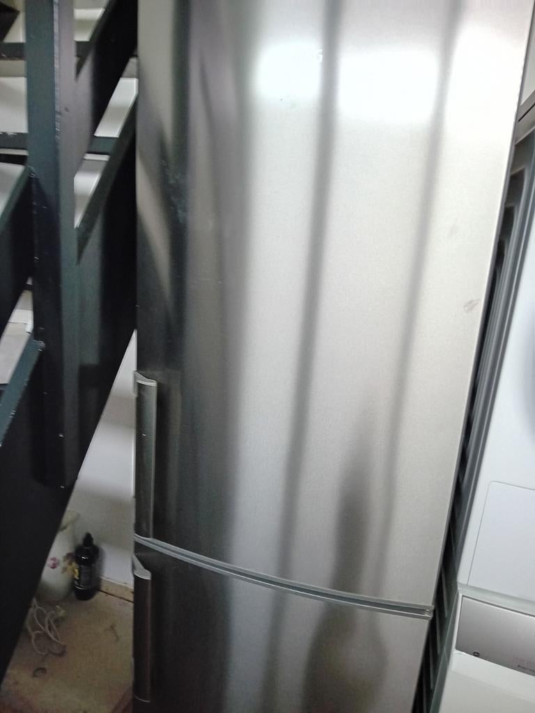 Prachtige koel vries combinatie, Ophalen, 200 liter of meer, Met aparte vriezer, 160 cm of meer