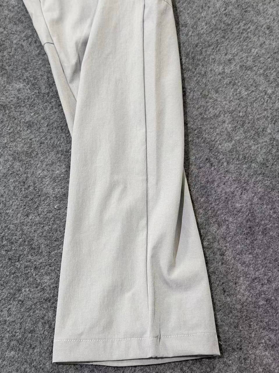 Alo Yoga sportpak - Lichtgrijs - Maat S, Kleding | Dames, Ophalen, Maat 36 (S), Grijs, Fitness of Aerobics