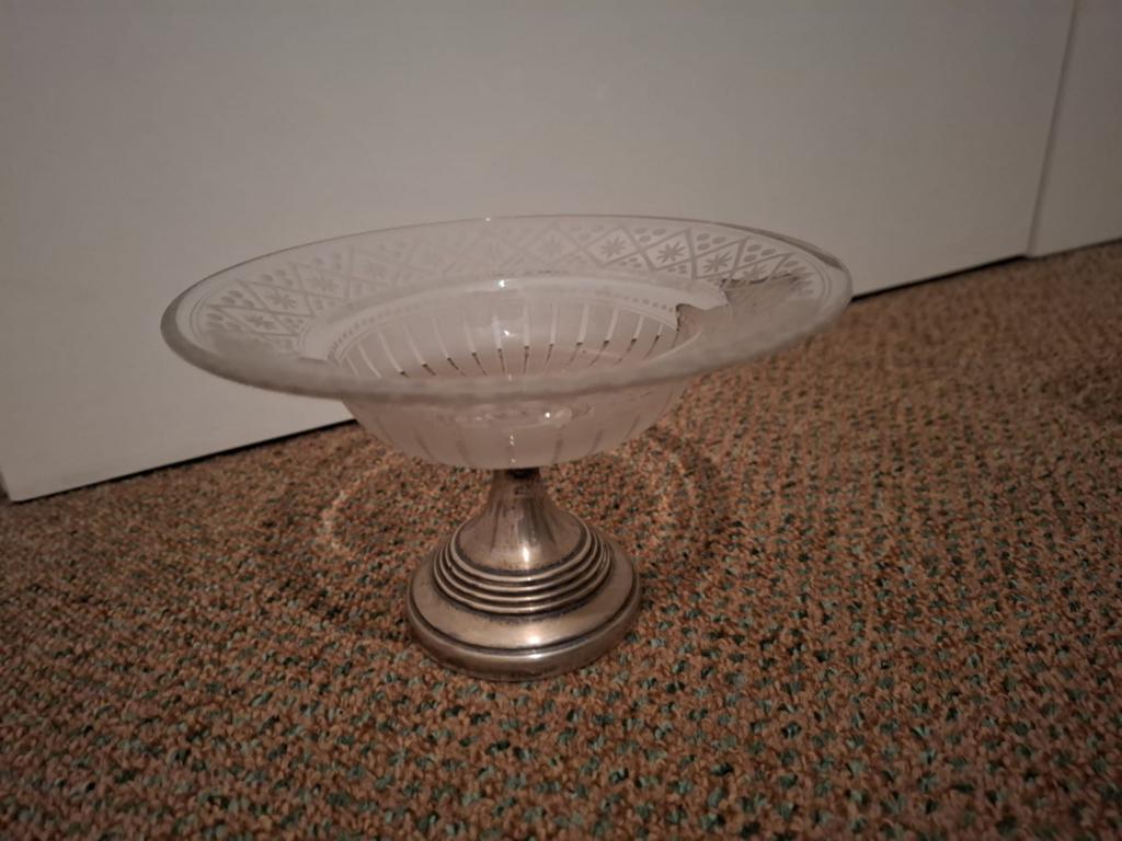 Glazen schaal op verzilverde voet - Antiek/Vintage, Antiek en Kunst, Antiek | Glas en Kristal, Ophalen