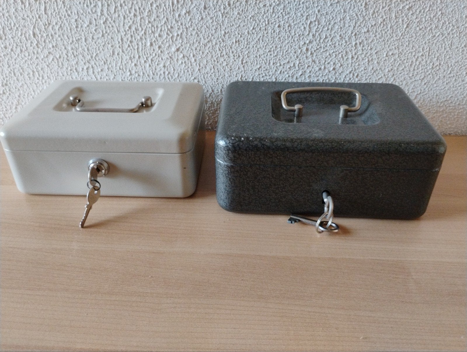 Set van 2 geldkistjes / Kluisjes (22x17cm en 20x15cm), Ophalen of Verzenden