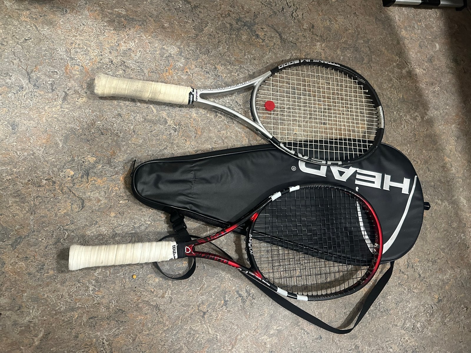 Twee tennisrackets: Head Titanium 5000 en Wilson, Sport en Fitness, Tennis, Ophalen of Verzenden, Gebruikt, Racket, Head