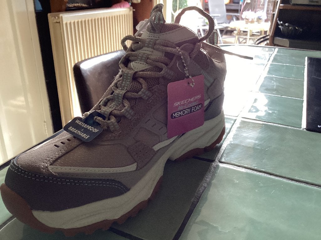 Skechers Outdoor wandelschoenen - Maat 39 (doos 38), Ophalen of Verzenden, Nieuw, Schoenen