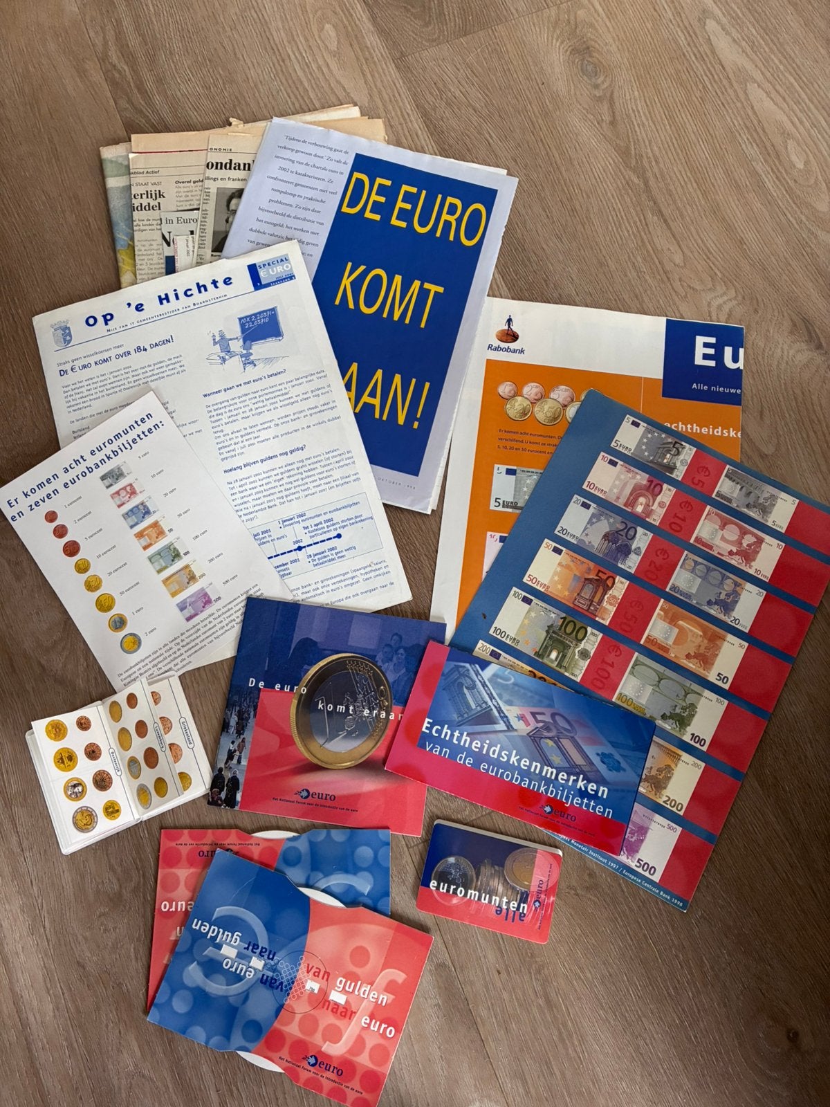 Informatiemateriaal introductie EURO | 1 januari 2002, Ophalen of Verzenden, Overige landen, 1 cent, Setje