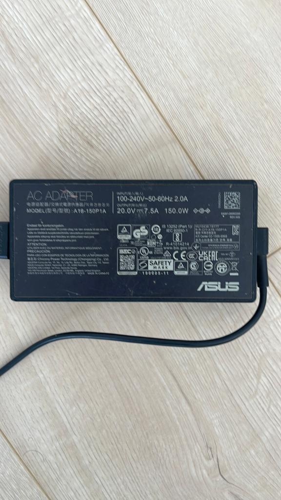 ASUS ROG Charger (Has to go now), Ophalen, Zo goed als nieuw