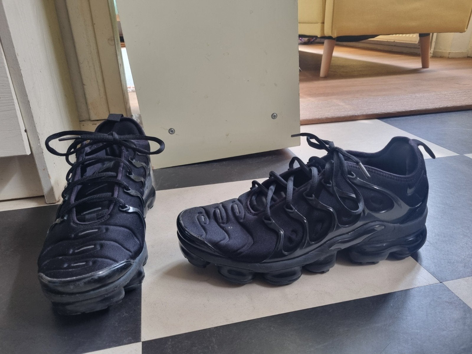 Nike Air Vapormax Plus - Zwart - Maat 42.5, Zwart, Nike, Ophalen of Verzenden, Sneakers of Gympen