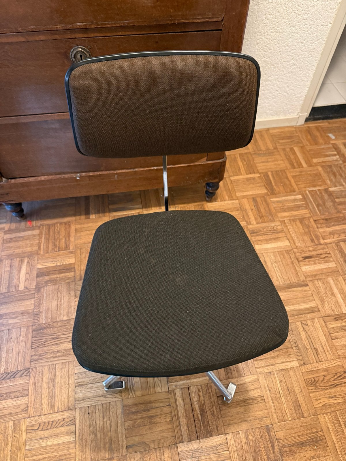 Vintage Labofa bureaustoel jaren 60 Deens design, Ophalen, Gebruikt, Zwart