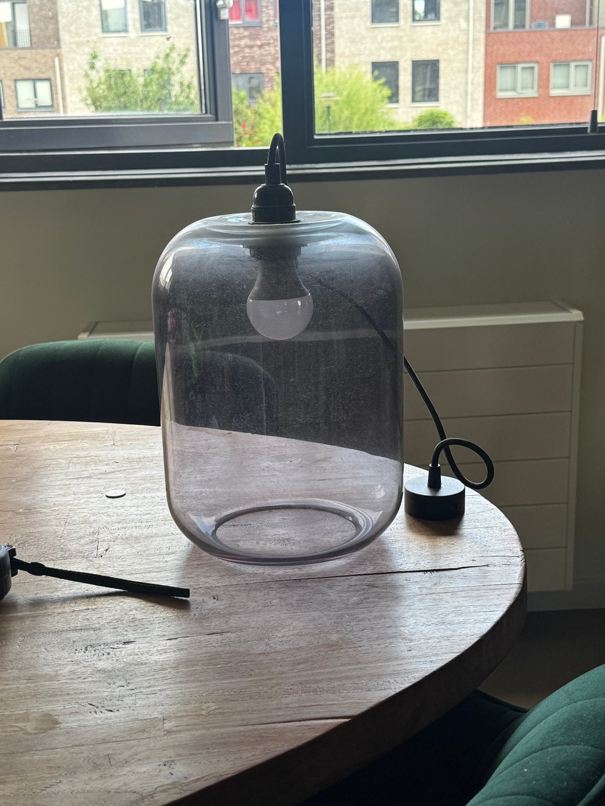 Hanglamp grijs glas, Huis en Inrichting, Woonaccessoires | Stolpen, Ophalen, Zo goed als nieuw