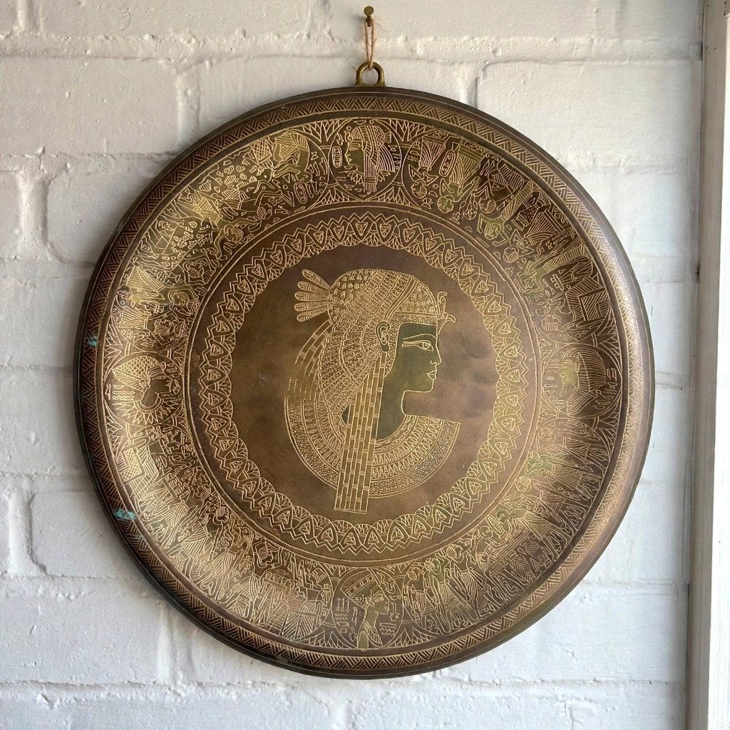 Vintage Egyptisch Messing Wandbord Cleopatra 24 cm -Jaren 60, Antiek en Kunst, Ophalen of Verzenden