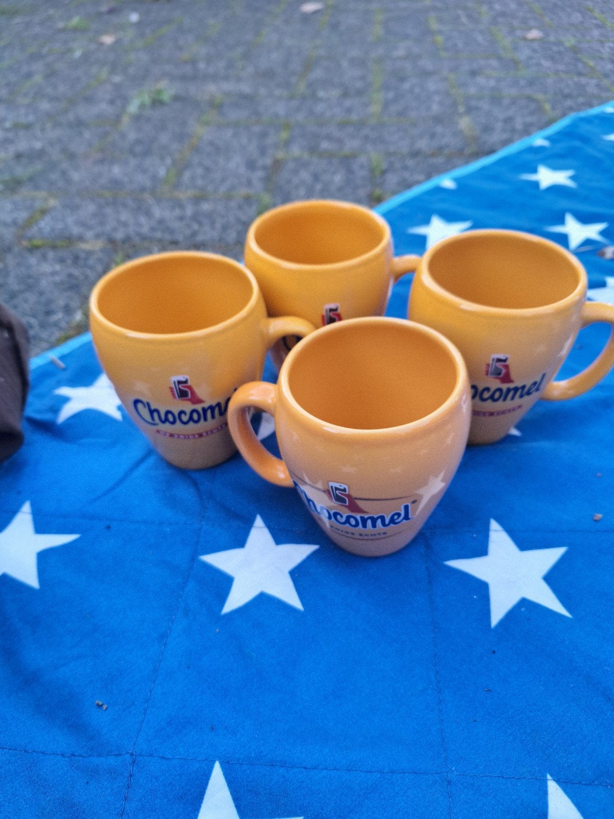4 chocolademelk mokken, Huis en Inrichting, Ophalen of Verzenden, Aardewerk, Overige stijlen, Kop(pen) en/of Schotel(s)