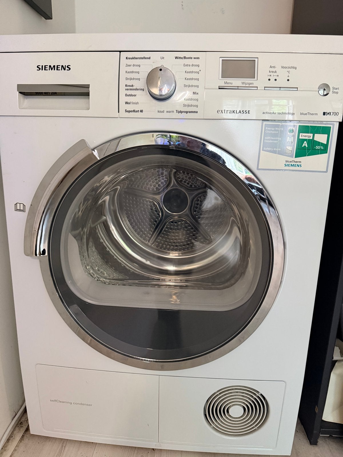 Siemens WY46W581NL/04, Ophalen, 6 tot 8 kg, Gebruikt, Voorlader