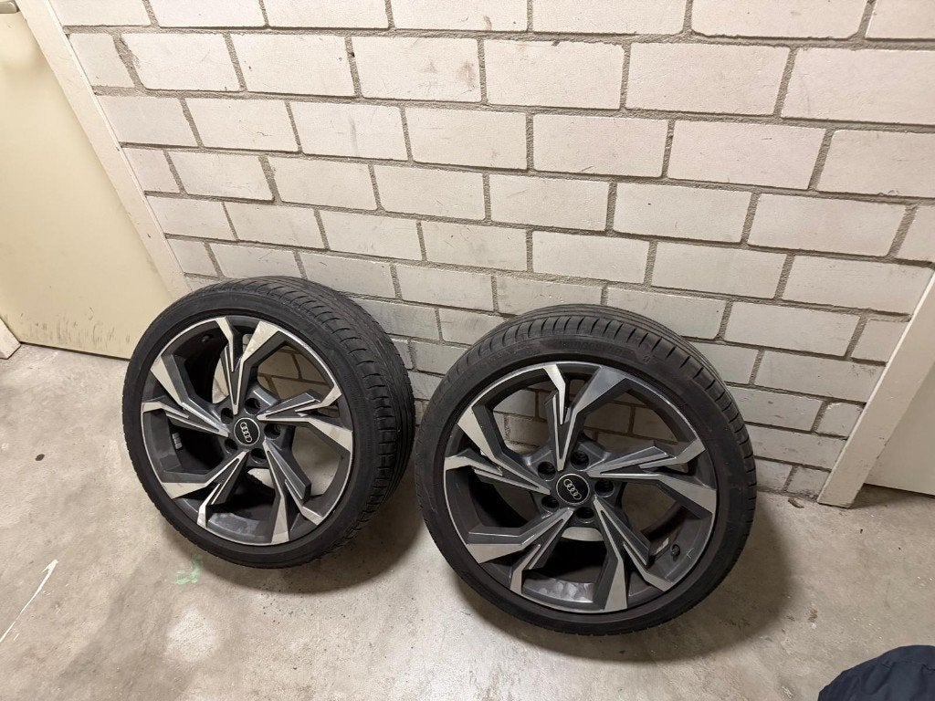 Audi A3 banden met velgen  (2021-2026), Auto-onderdelen, Banden en Velgen, Ophalen, 18 inch, Gebruikt, Banden en Velgen