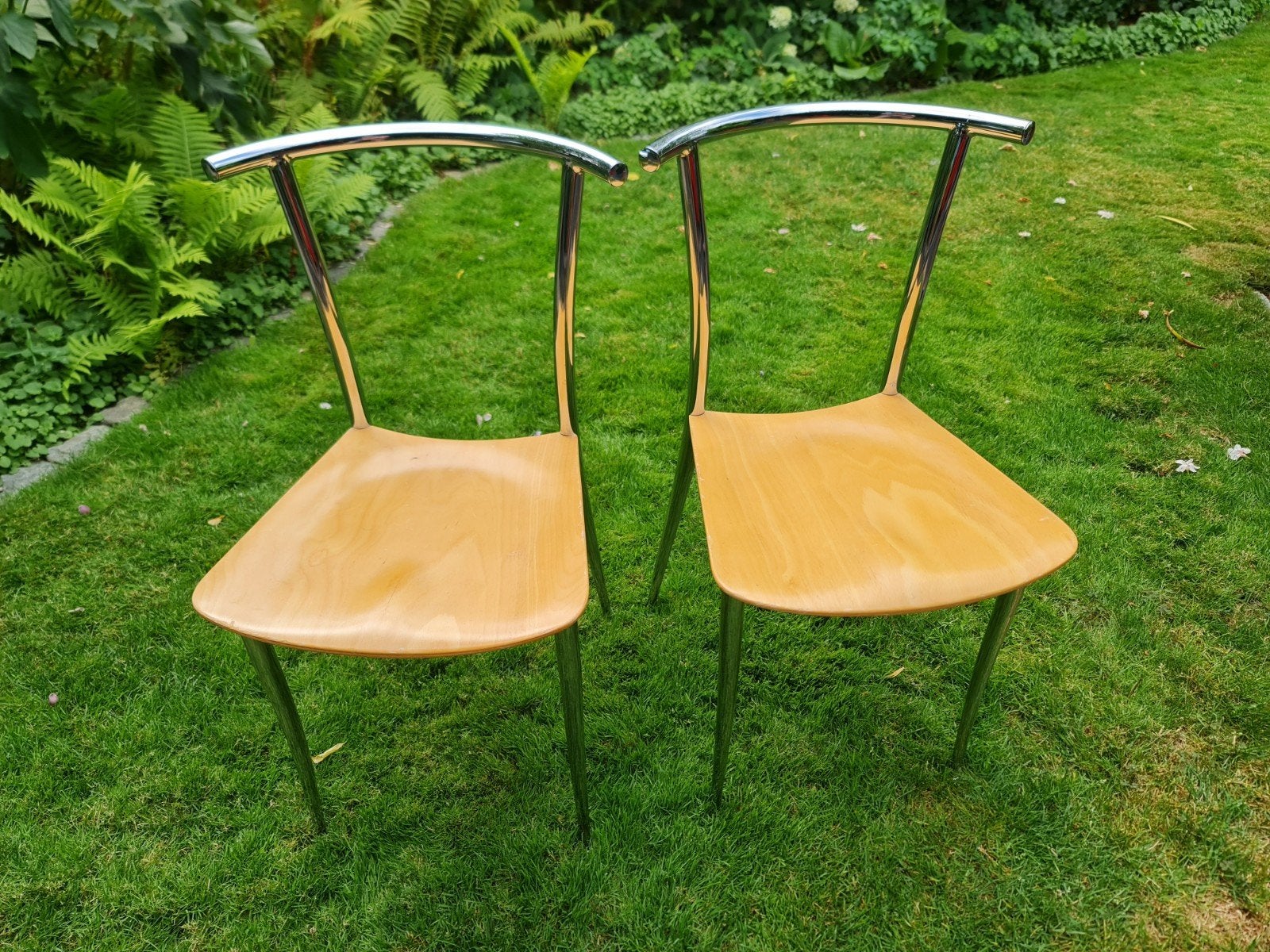 Set van 2 Segis Italy Design stoelen met houten zitting en m, Huis en Inrichting, Stoelen, Ophalen, Gebruikt, Twee, Overige kleuren