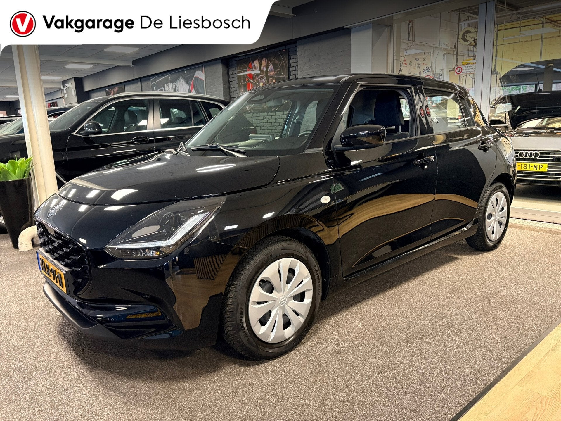 Suzuki SWIFT 1.2 Select Smart Hybrid / navi / camera / cruis, Auto's, Voorwielaandrijving, Stof, Gebruikt, Euro 6