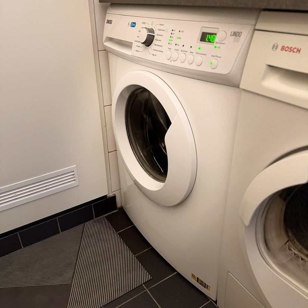 Te koop: nette en goed werkende Zanussi Lindo 100 wasmachine, 8 tot 10 kg, Ophalen of Verzenden, 85 tot 90 cm, 1600 toeren of meer