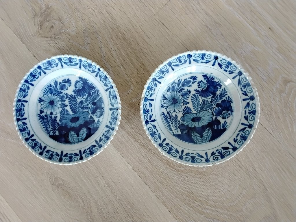 Blauw delftse bordjes met kartelrand 18e eeuw, Antiek en Kunst, Antiek | Keramiek en Aardewerk, Ophalen