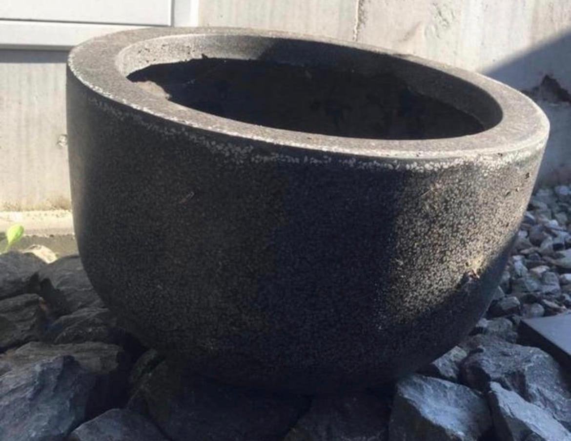 Grote ronde robuuste bloempot van kindstof donkergrijs, Kunststof, Gebruikt, Rond, Minder dan 40 cm