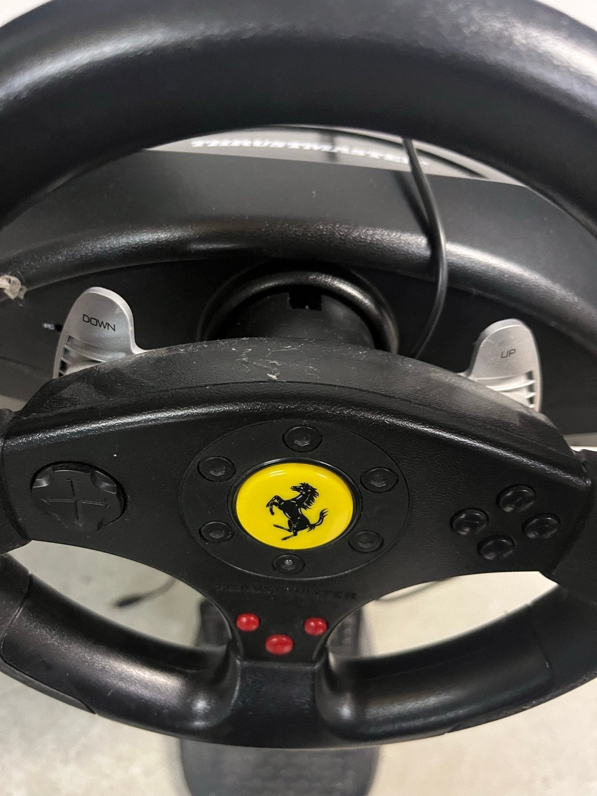 Thrustmaster Ferrari GT Experience Racing Wheel - Nieuw, Ophalen, Racestuur, Nieuw, Force feedback