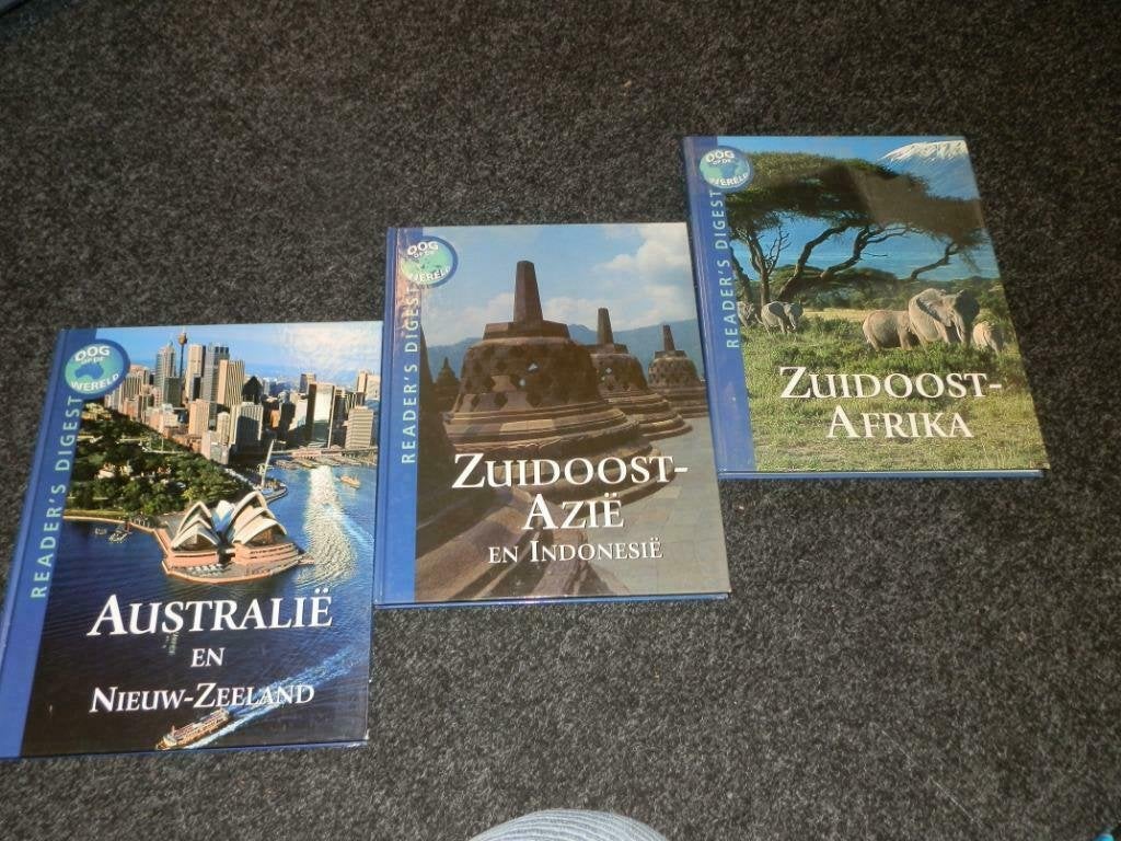 Wereld boeken Australie zuidoost azie en afrika, Boeken, Ophalen of Verzenden, Zo goed als nieuw
