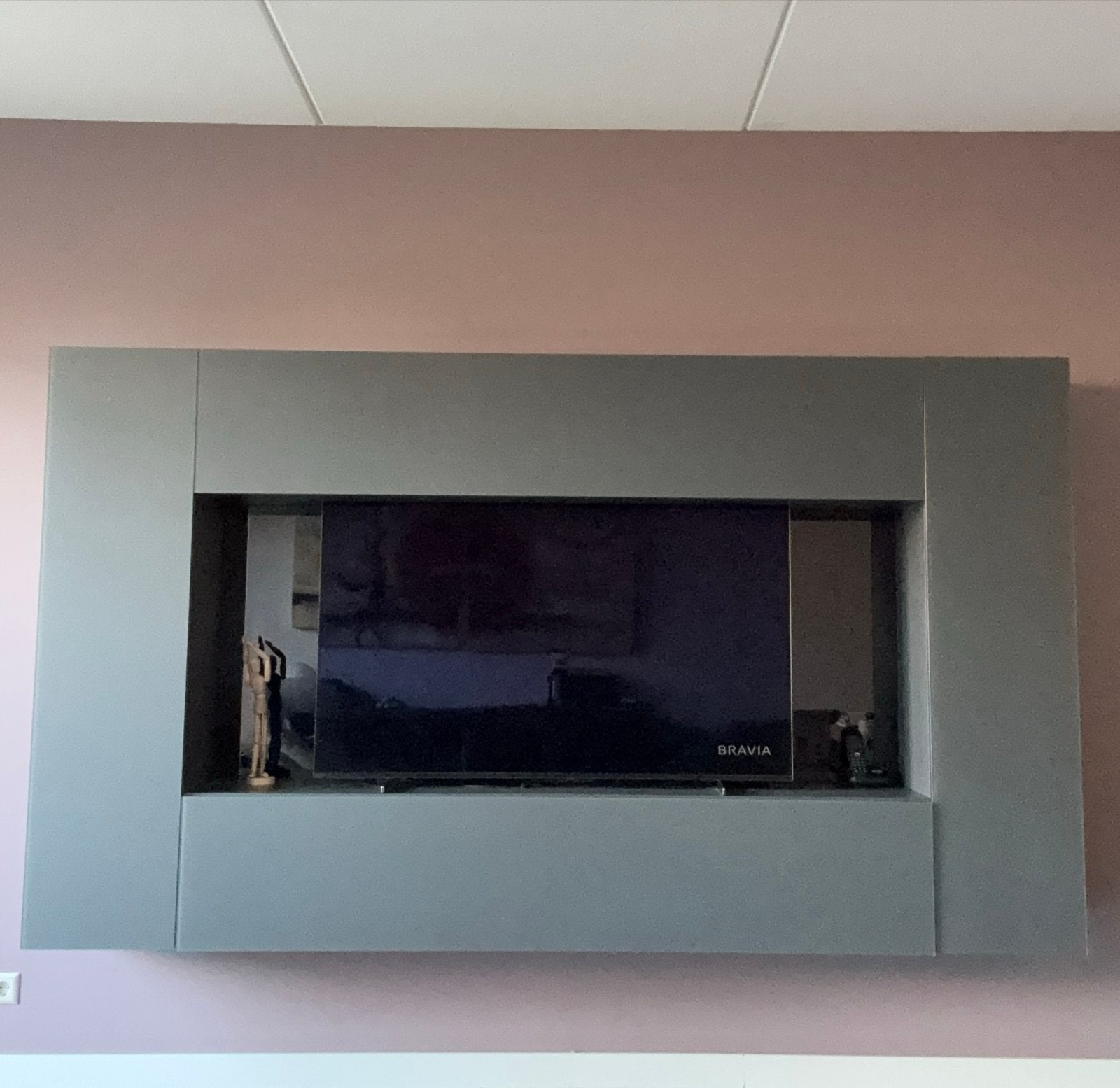 Modern TV-meubel met opbergruimte en glazen platen, Ophalen, Gebruikt, 100 tot 150 cm, Glas