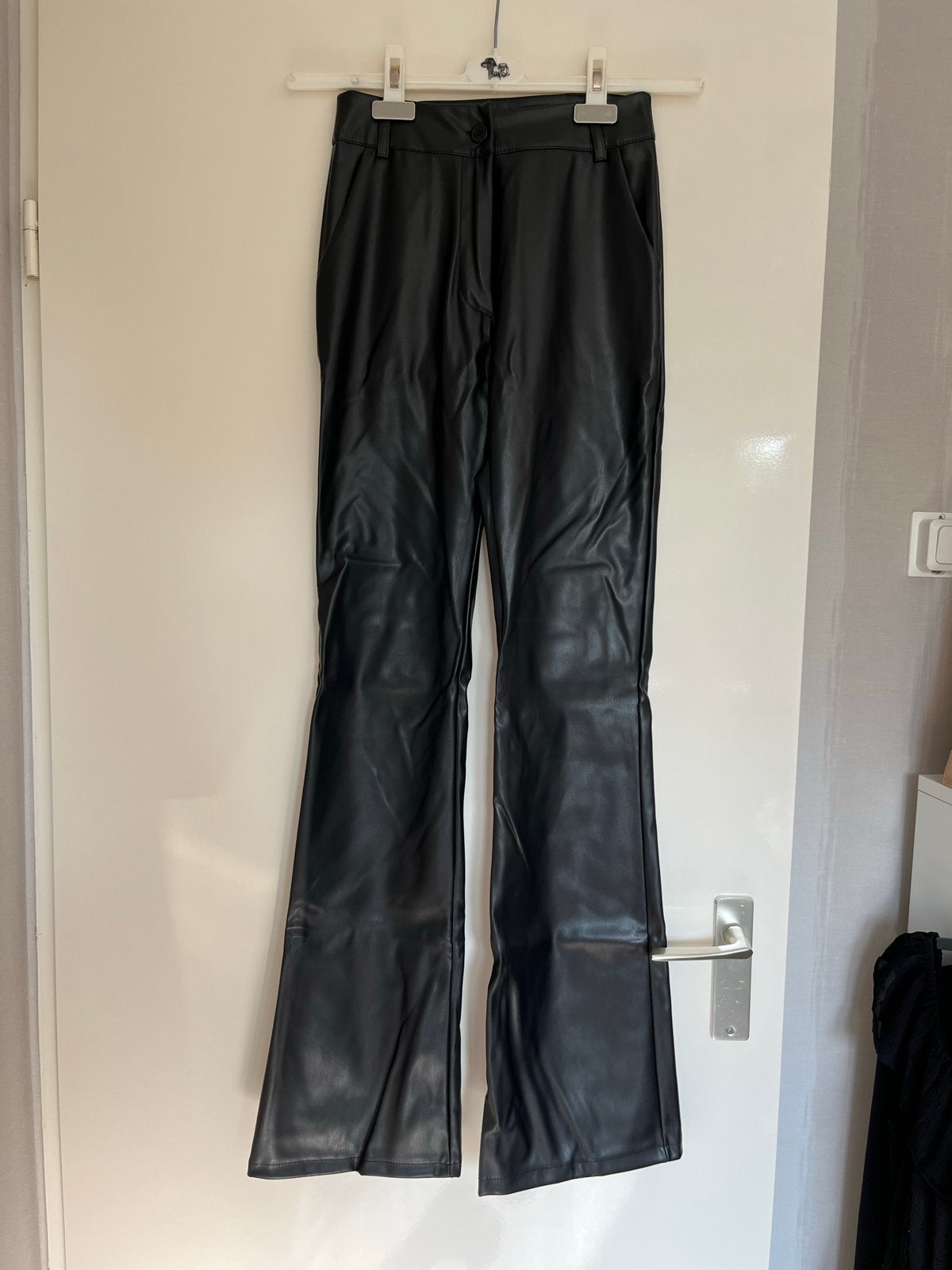 Eight Paris Zwarte Faux Leren Broek Maat S, Zwart, Ophalen of Verzenden, Zo goed als nieuw, Maat 36 (S)