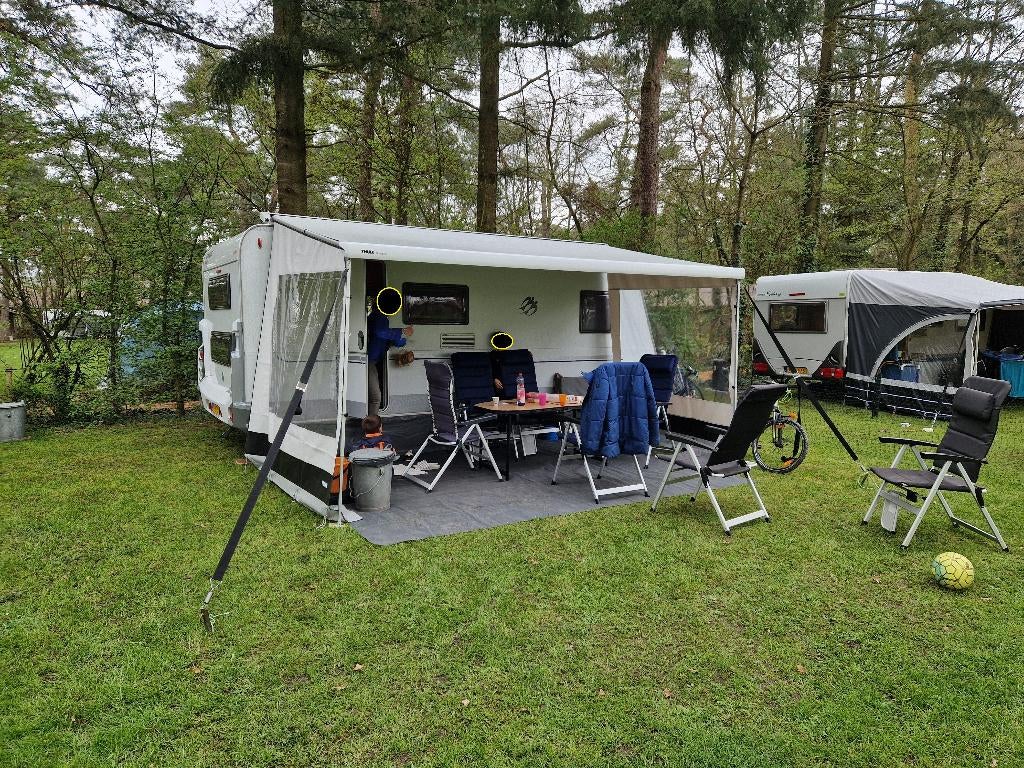 Knaus Sport 500 FDK - Stapelbedden/Mover/Luifel(Voortent), Caravans en Kamperen, Treinzit, 5 tot 6 meter, Knaus, Tot en met 6