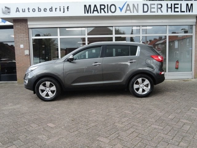 Kia Sportage 1.6 GDI ISG X-clusive, Voorwielaandrijving, 135 pk, 4 cilinders, Handgeschakeld