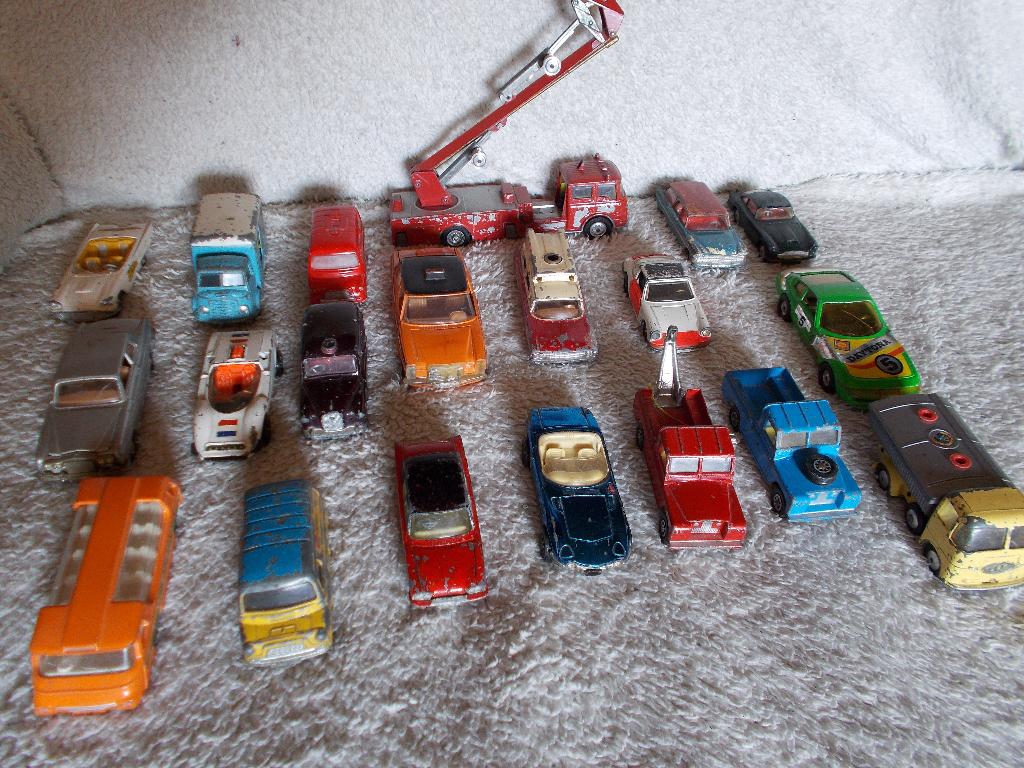 Jr. 50/60 KAVEL CORGI TOYS * 20 X IN 1 KOOP! (Opknappers.), Ophalen of Verzenden, Gebruikt, Auto, Corgi