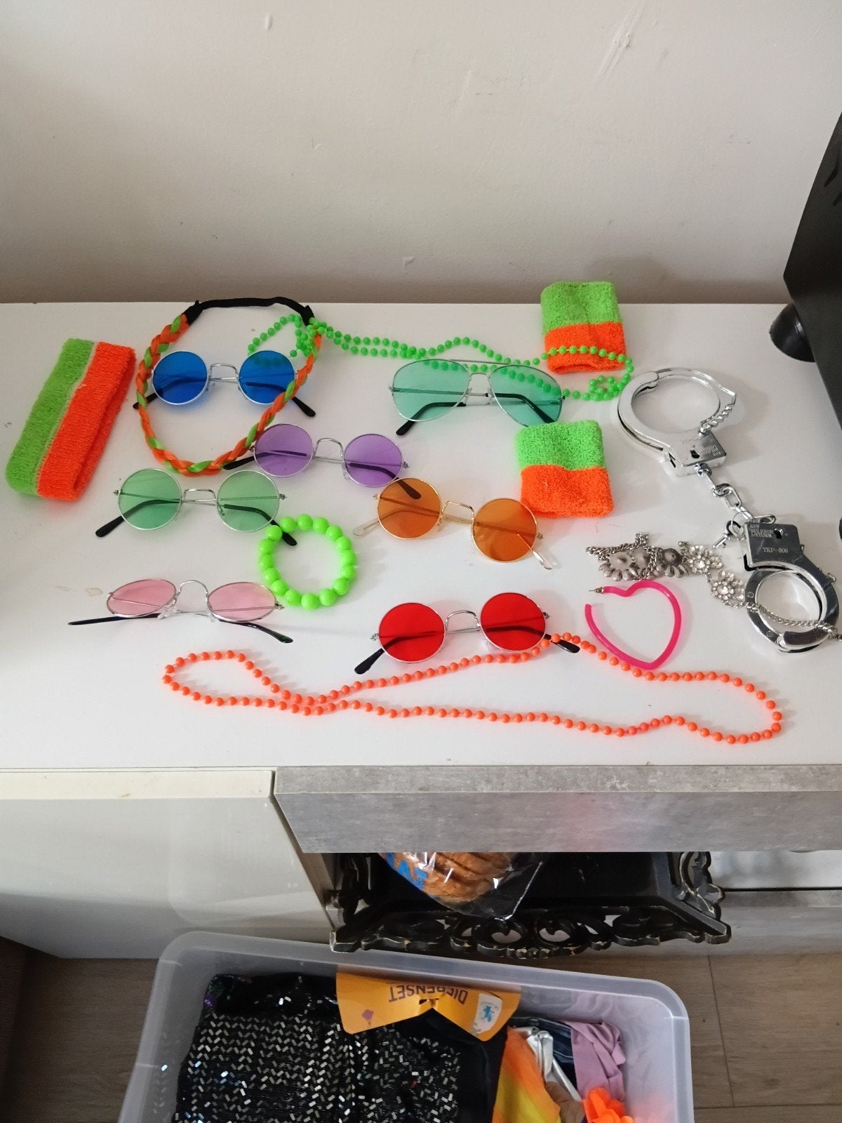 Feestaccessoires: Brillen, Boei, Kralen, Zweetbandjes, Ophalen of Verzenden, Gebruikt, Feestartikel, Carnaval