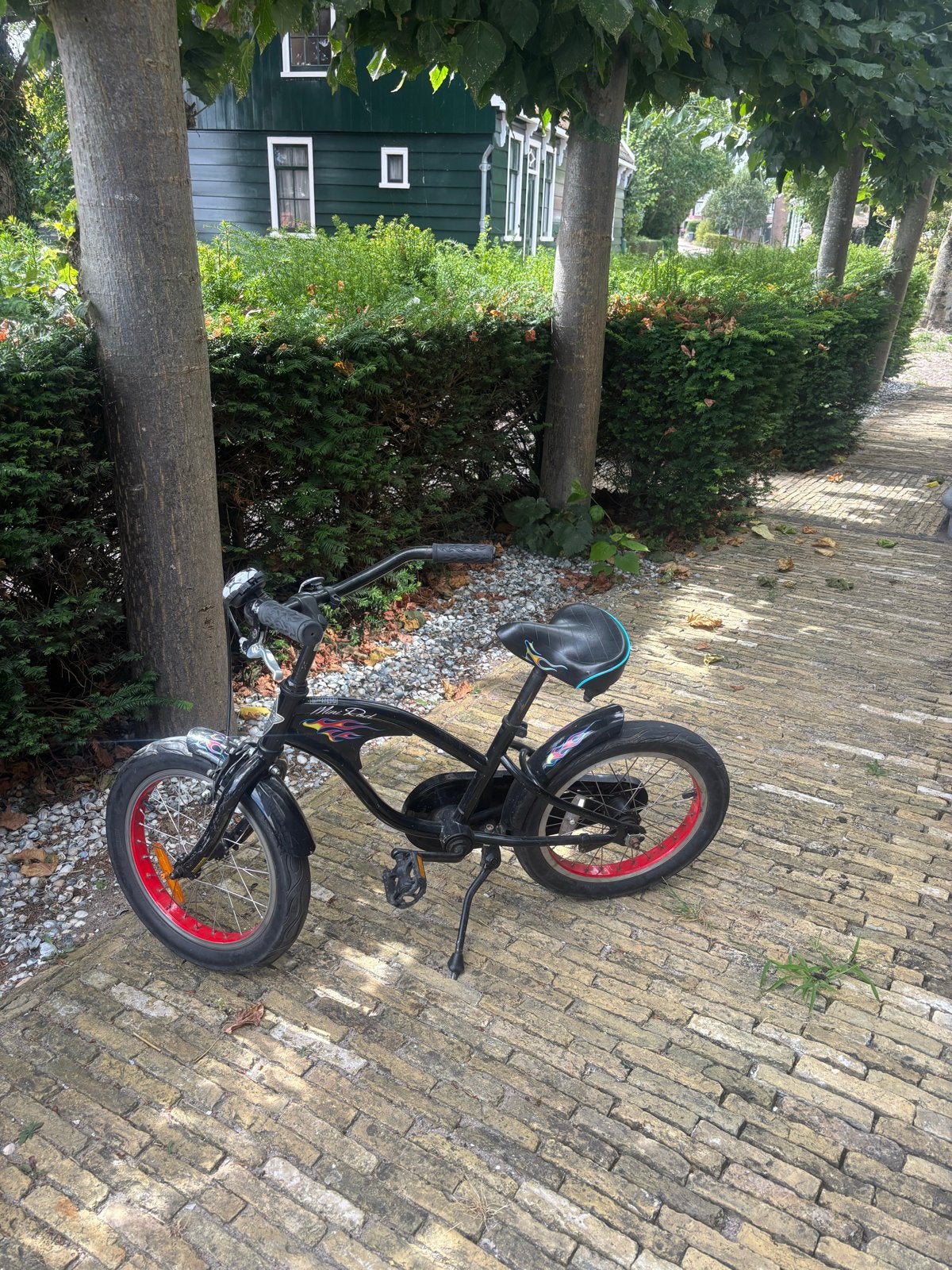 Electra Mini Rod Kinderfiets - Zwart met vlammen, Ophalen, Gebruikt, 16 tot 20 inch