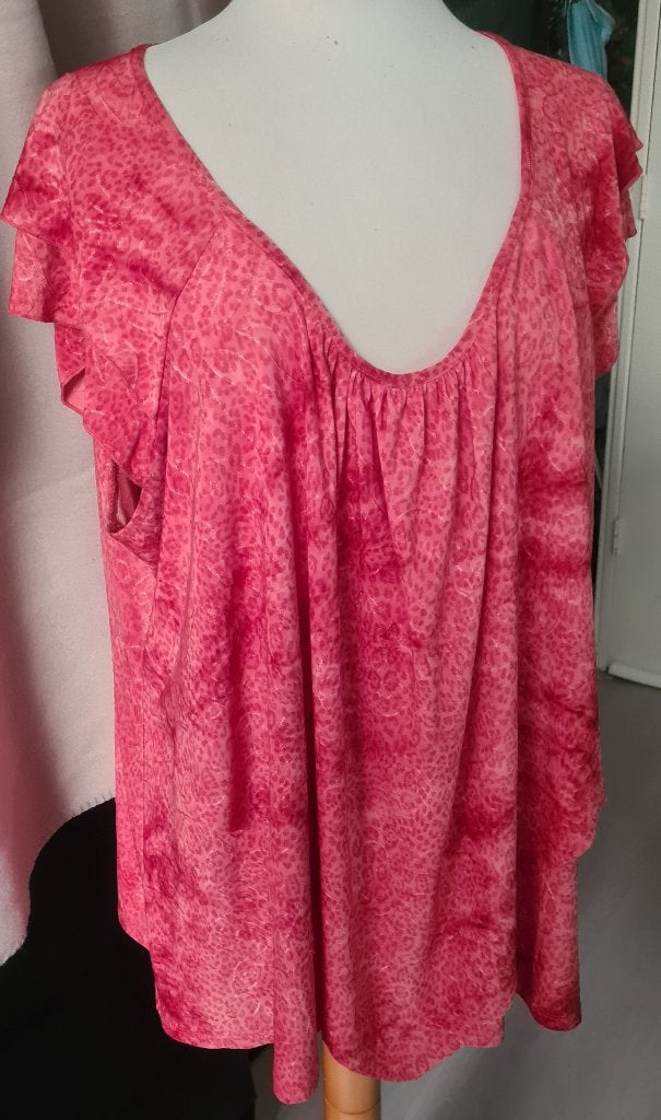 Z.g.n. dames bloes, maat 52/54, rood-rozig, Kleding | Dames, T-shirts, Maat 46/48 (XL) of groter, Ophalen of Verzenden, Zo goed als nieuw