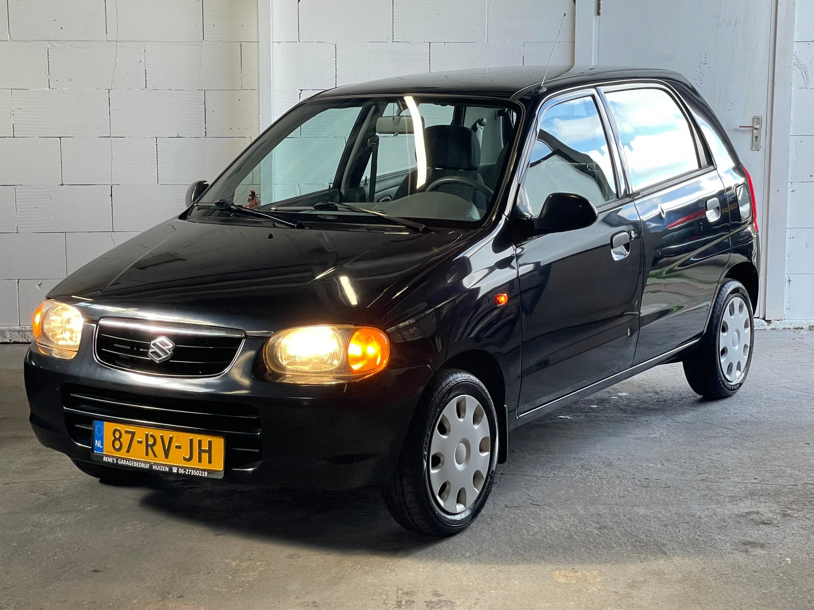 Suzuki Alto 1.1 AUTOMAAT • NAP 38.597 KM !! • ZUINIGE AUTO., Auto's, 4 cilinders, 4 stoelen, Zwart, Origineel Nederlands