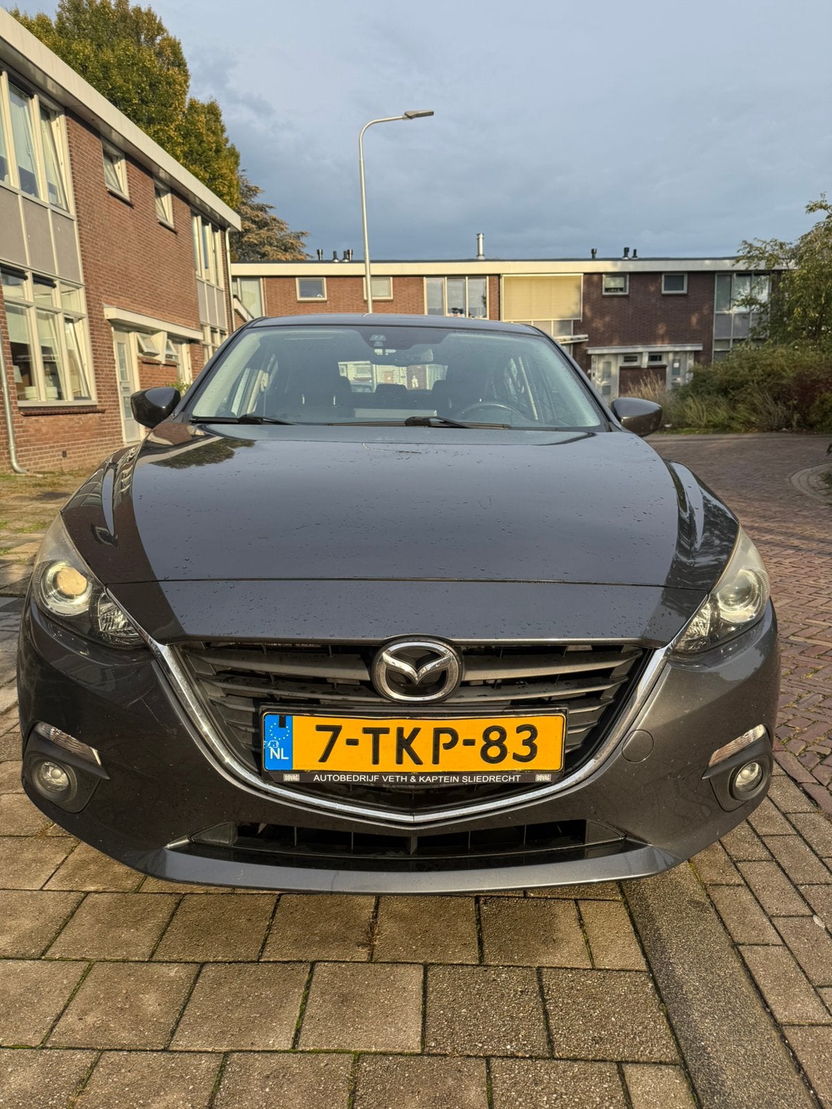 Mazda 3 Skyactive-g 170 pk 2014 Grijs, Auto's, Voorwielaandrijving, 1998 cc, Stof, Zwart