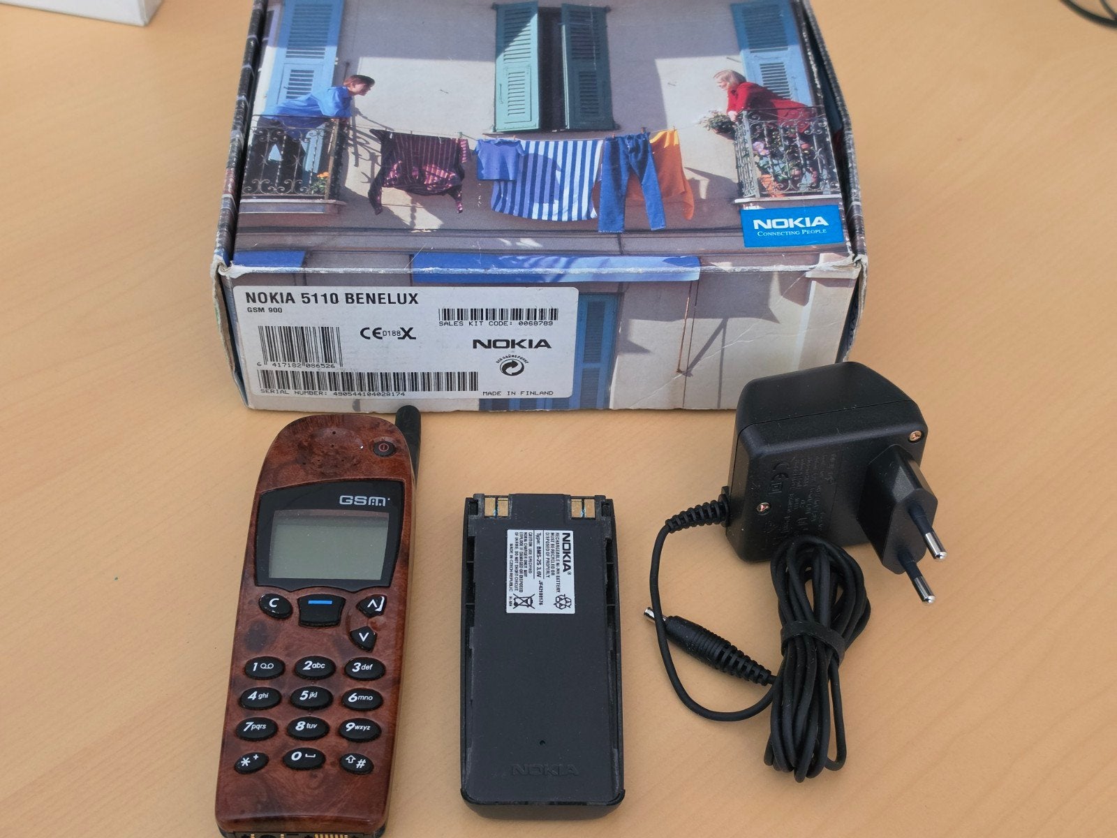 Vintage Nokia 5110 Benelux - Accu defect, met doos en lader, Overige kleuren, Geen camera, Fysiek toetsenbord, Ophalen of Verzenden