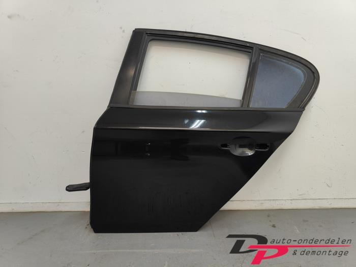 Portier 4Deurs links-achter van een BMW 1-Serie (668), Gebruikt, -, Deur, -