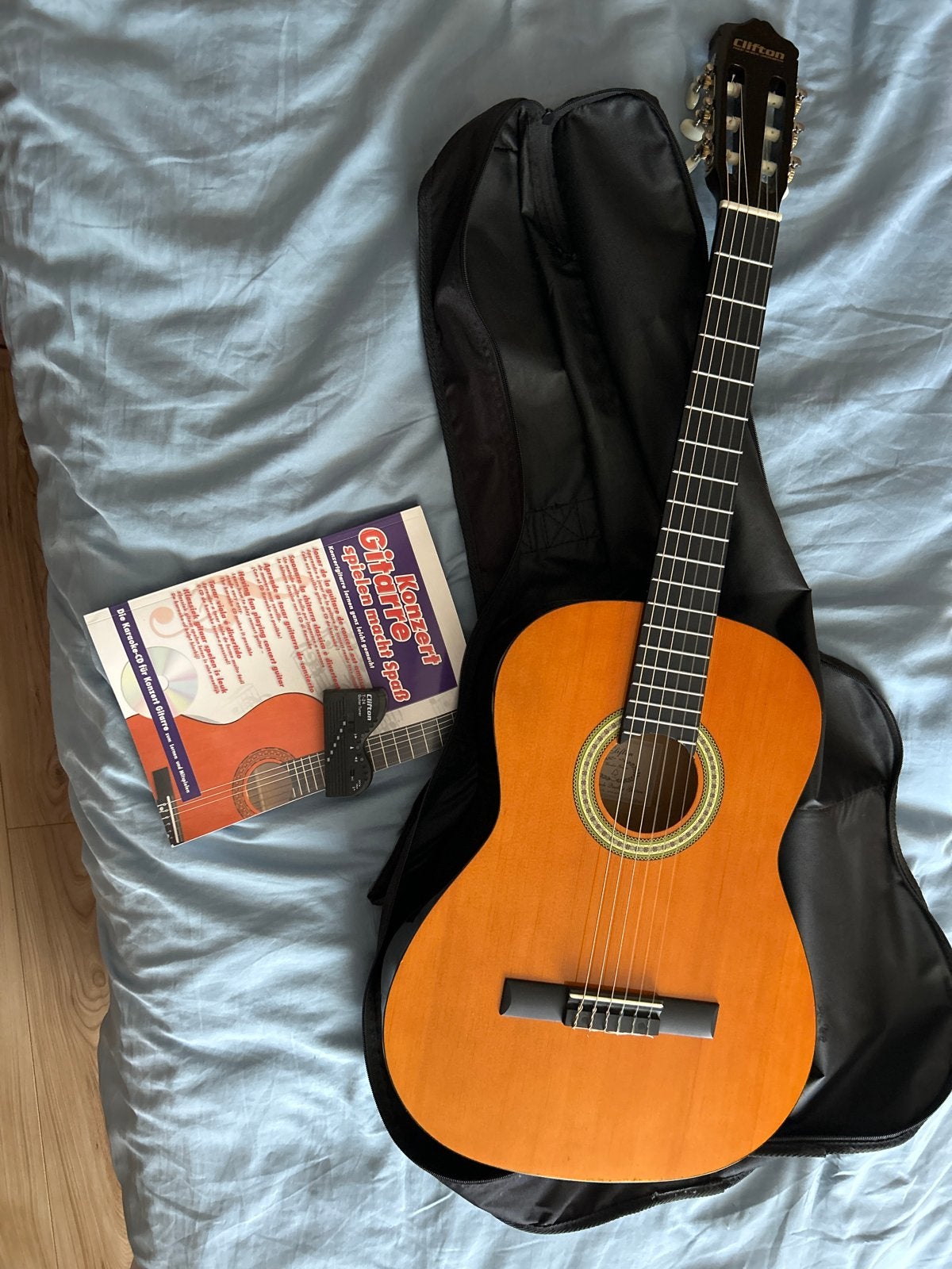 Clifton Klassieke Gitaar met hoes,stemkastje,lesboek nieuw, Muziek en Instrumenten, Ophalen of Verzenden, Gebruikt, Klassieke of Spaanse gitaar