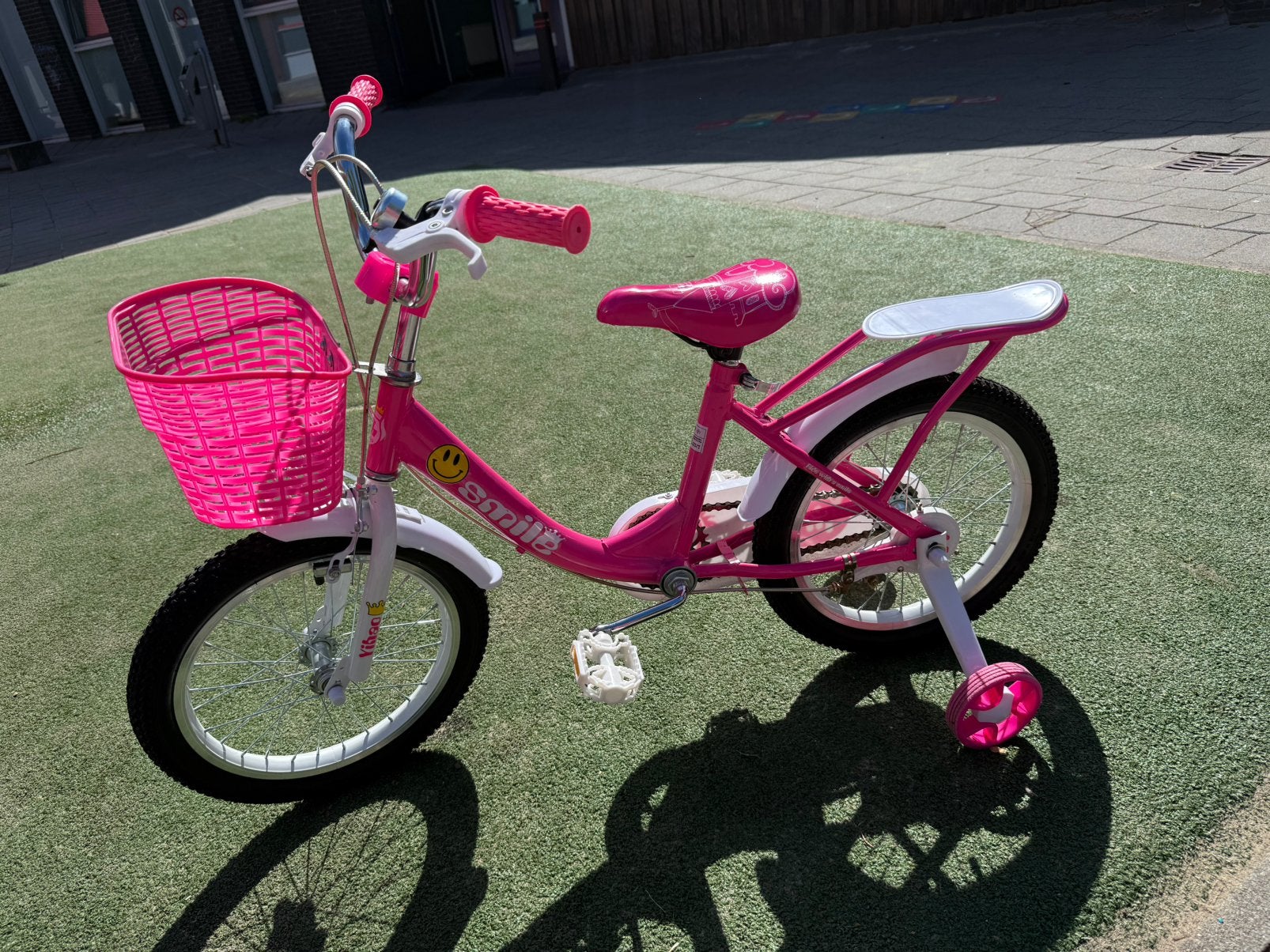 Roze fiets 16 inch, Fietsen en Brommers, Fietsen | Driewielers, Ophalen, Nieuw, Verstelbare zitting
